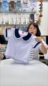 Áo sơ mi trắng cổ lá sen viền cao cấp cho bé gái đến trường big size đến 70kg