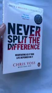 2024Never Split The Difference By Chris Voss Negotiating As If Your Life Depended on It Paperback Book in English