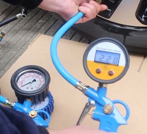 รถยนต์ ลมยาง 0-220 PSI 0-16Bar เครื่องเติมลมยาง การทดสอบดิจิตอล เกจวัด ระดับความดันลมยาง 220 PSI 220 Bar