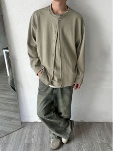 Niche Design False Two-Piece Sweaters: A Trendy Loose Henry Collar American Retro Cardigan for Men's Loose Fit Outerwear