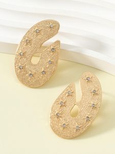 Japanese and Korean Temperamental Original New Arrival Female Earrings Diamond Retro Style Metal Quality Earrings Qingdao Ornament Fancy Tide