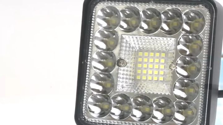 4นิ้ว ไฟสปอร์ต ไลท์รถยนต์ 4inch 99W LED ไฟหน้ารถ ไฟท้าย ไฟช่วยตัดหมอกสามารถกระพริบได้ 12V 24V เเสงขาว แบบกลม