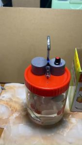 Bình rót rượu tự động bình thuỷ tinh 2000ml vòi inox 304