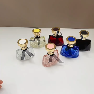 [HCM] Vỏ rỗng Chai chiết nước hoa 30ml 50ml kiểu dáng Splendida Rose chất liệu cao cấp có nơ vải