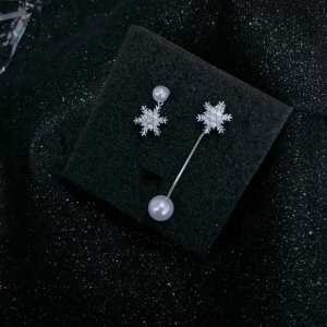 LL S925 silvery Korean Moon Star Asymmetric Tassel Zircon Shining Earrings ES69124