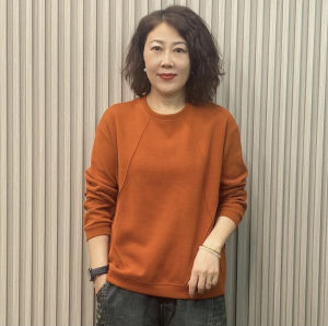 Autumn New Mothers Clothes Casual round Neck Long Sleeves Sweatshirt Middle-Aged and Elderly Autumn Clothes Loose Plus Size Solid Color Pullover