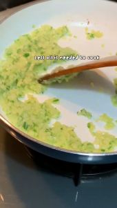 Ella Essential Pan - Non Stick Non Toxic Ceramic Coating (30cm)