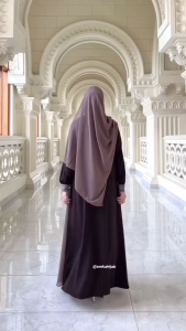 Gamis Ceruty Terbaru 2025 Sakura Dress Gamis Dewasa Terbaru 2025 Warna Mahogany Trend Burgundy Viral