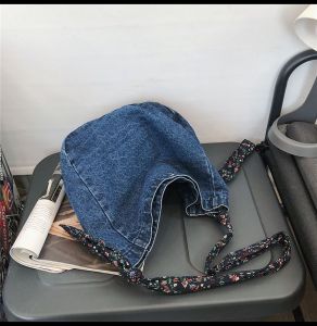 Selempang Denim Strap Floral Tas Wanita Kasual Blue Jeans Shabby RJ205