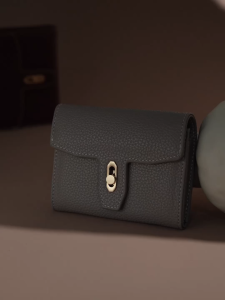 SeaGloca Classic Turn Lock Design with Contrast Stitching Compact T-Shaped Wallet for women No 2611