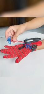 SPIDERMAN GLOVES WITH DISC LAUNCHER FIGURE TOYS KIDS PLAY SET / COSPLAY GLOVES