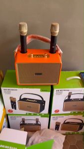 ลำโพงพกพาบลูทูธ Booms bass พร้อมไมค์ลอย2อัน - รุ่น M4202+