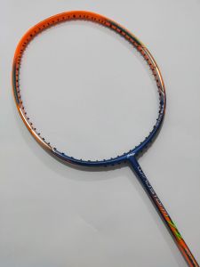 RAKET BADMINTON LINING WINDSTROM 72