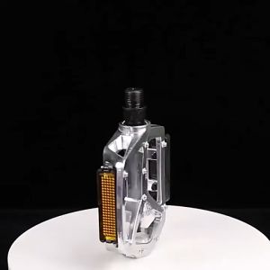 DayWalkers เหยียบจักรยาน สกรูใหญ่ 14.00มิล บันไดจักรยาน อลูมีเนียม มีลูกปืน ขาถีบจักรยาน บันไดจักรยานอลูมิเนียม (ราคาต่อคู่)