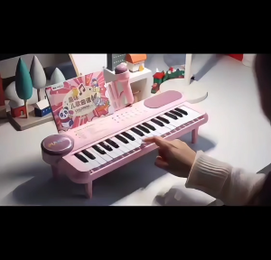 Đàn piano điện tử 2 màu hồng và xanh với 37 phím kèm micro và dây sạc mẫu mã xinh xắn cho bé