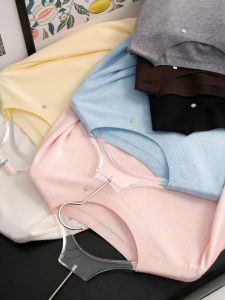 เสื้อถักนิตติ้งคอตตอนผสมขนสัตว์บางสบาย ๆ สำหรับผู้หญิง สีพื้น เหมาะกับการเดินทางไปทำงาน ทรงพอดีตัว แขนยาว