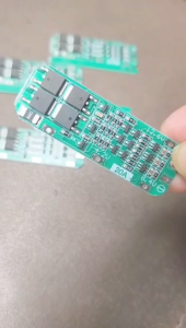 Mạch sạc và bảo vệ 3S 20A sử dụng cho pin 18650 Li-ion 3.7V