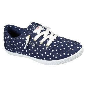 Spring plus Size Womens Canvas Shoes Slip-on Loafers Sports Casual Versatile White Shoes Breathable Outdoor Running