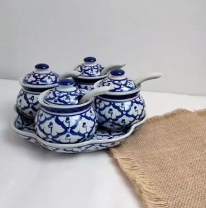 โหลใส่เครื่องปรุง ลายไทย (1 ชุด ได้ จานรอง +โถเครื่องปรุง+ช้อนเซรามิค) ชุดเครื่องปรุงเซรามิค