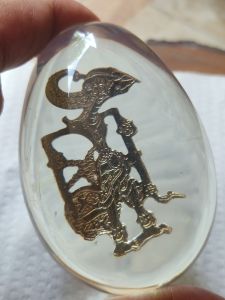 Batu wayang kuningan dekorasi terbatas