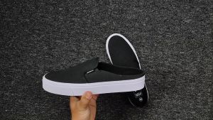 Raigar Sepatu Sandal Slop Bustong Pria Wanita Simpel Kanvas Tebal hitam Anti Licin Termurah