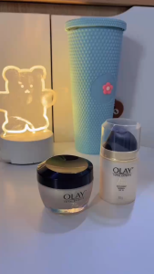 Bộ Dưỡng Sáng Da Mềm Mịn 7 in One Olay Total Effects Kem Dưỡng Ngày SPF 15 50g  & Olay Kem Dưỡng Đêm 50g - Phụng Nguyễn Shop
