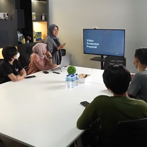 KiiP Wireless LG12 Laser Pointer 2-In-1 Type-C and USB Receiver Presenter Pointer