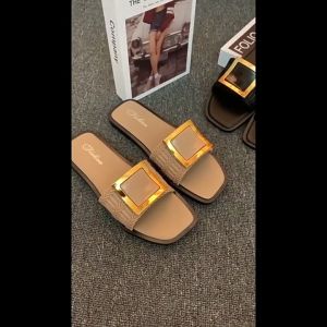 Sandal Wanita Flat Jelly Model Aksen Kotak Gold Empuk Sol Rubber Kekinian Flat Shoes 7047 Elastis Tebal Fashion Korea Sandal Slop Wanita Polos Simpel BRG