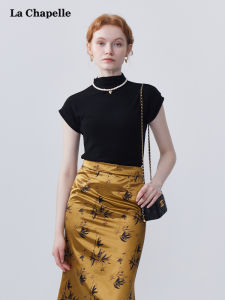 La Chapelle ผู้หญิง สลิมฟิต เสื้อยืดแขนสั้นกึ่งสูง ปกเสื้อ สีดำ ผ้าฝ้าย Blend สบาย ระบายอากาศได้ดี ฤดูร้อน เสื้อท่อนบน