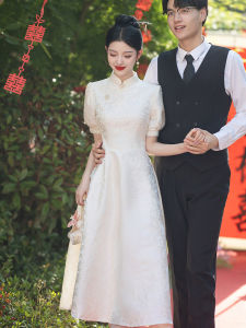 White Daily Wear Cheongsam Engagement Dinner Dress Short Sleeve Midi Length Retro Style Wedding Gown for Small Figures