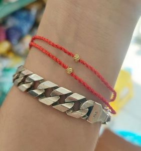 100 cái Vòng tay chỉ đỏ mang lại May Mắn Hạnh phúc cho Nam Nữ