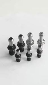 CNC Turret Pull Stud BT30/BT40/BT50 ISO20/25/30  Rear Pull Internal Cooling Pull Stud Quenched 60° / 90° Retention Knob