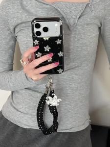 UGP | Hollow Icicle Pattern Luxury Korean Style Black iPhone Case