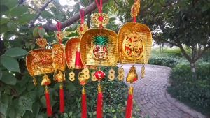 บุ้งกี๋โมบาย โกยทรัพย์ โกยเงิน โกยทอง เสริมความสิริมงคลฮวงจุ้ย วาสนา และบารมี