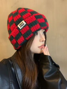 หมวกถักลายตารางหมากรุก ผู้หญิง ฤดูหนาว แฟชั่นหัวใหญ่ ขนสัตว์ คริสต์มาส Small Face Effect Capsule ฤดูใบไม้ร่วง ฤดูหนาว สไตล์เกาหลี