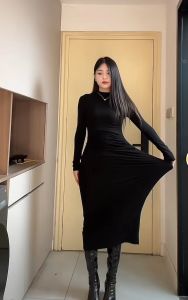 เดรสยาวสีดำ คอเต่า สม็อคข้างลำตัวด้านซ้าย กระโปรงทรงเอ พรางหุ่น Dress ออกงาน ชุดไปงานแต่ง #663