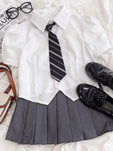 Áo Sơ Mi Trắng Tay Ngắn Phong Cách Đại Học Dành Cho Nữ Thiết Kế Tay Bồng Đa Năng Váy Xếp Ly Phong Cách Nhật Bản Mùa Hè 2024