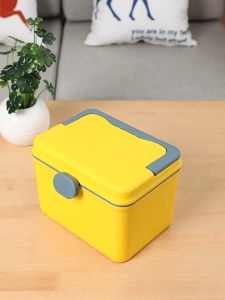 Hộp đựng đa năng di động dung tích lớn kích thước: 21 × 15.5 × 15.5 cm.