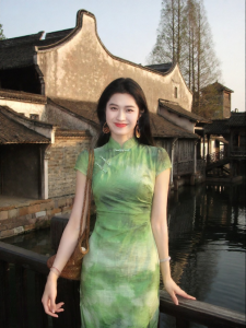 Improved Chinese Style Qipao Dress Slim Waist Design