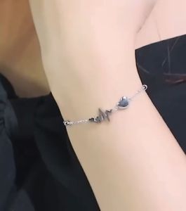 [ Bayar Ditempat ] Gelang Rantai Love Denyut / Gelang Tangan Wanita Dewasa / Gelang Titanium Karat dan Luntur