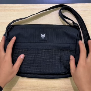 Breakside Slingbag Wish - Black - Tas Selempang Pria Pria