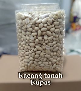 Kacang tanah kupas baru 1kg kacang kloset gurih nikmat enak buat camilan di saat santai