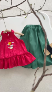 Set yếm lụa đỏ thêu thỏ ngọc kèm quần dài xanh tết trung thu bé gái BERNIE 1 đến 7 tuổi H0425B31