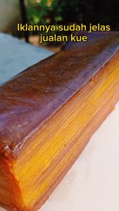 Kue Lapis Legit Original Asli Surabaya Basah Wisman dengan Resep Kuno
