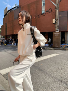 Bộ Đồ Thời Trang Nữ 2024 Thu Đông Mới Có Khóa Kéo Cổ Cao Lót Lông Cừu Áo Nỉ Trùm Đầu Quần Dài Cotton Dài Tay Thường Ngày