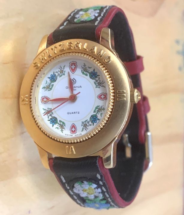 Đồng hồ nữ Thuỵ Sĩ: đẹp cao cấp sang trọng,mạ vàng, siêu Thuỵ