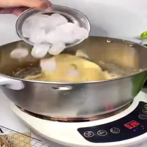 [LIULIU MEI]เครื่องนวดแป้ง เครื่องนวดขนมปัง เครื่องนวดแป้งbear เครื่องผสมแป้ง เครื่องตีแป้ง เครื่องนวดแป้ง โถผสมอาหารหมุนได้ 7L