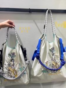 Túi Đeo Chéo Vải Canvas Thêu Thể Thao Leo Núi Dung Tích Lớn Túi Đựng Máy Tính Túi Mua Sắm Thân Thiện Với Môi Trường Túi Đeo Vai Đơn