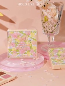 HOLD LIVE Paris Garden Series Eyeshadow Palette Holdlive 巴黎花园眼影盘 大地色花瓣眼影