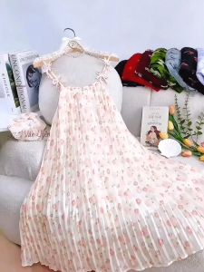 Đầm ngủ xếp ly bigsize 2dây suông rộng chất chiffon in hình dễ thương (tặng kèm chun cột tóc)